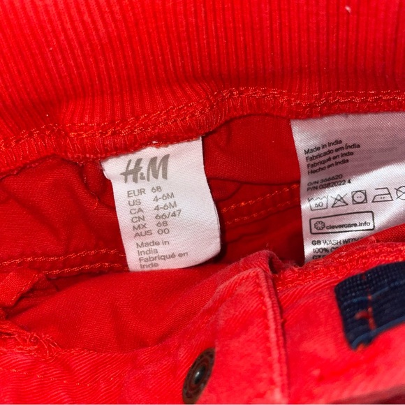 ⭐️6 Months H&M & Children’s Place Baby Boys 2 PC Outfit⭐️ - Picture 4 of 4